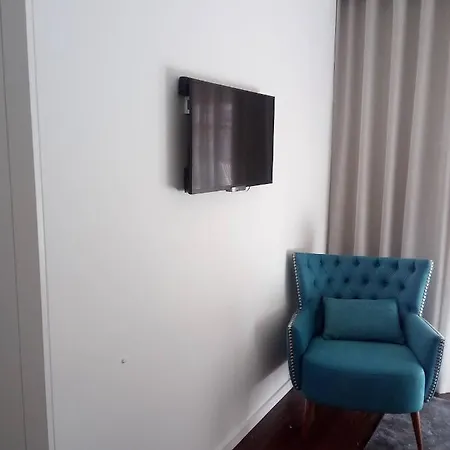 Luxury 3 Bedroom Penthouse With Private Garage * Braga