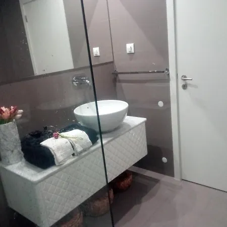 Luxury 3 Bedroom Penthouse With Private Garage