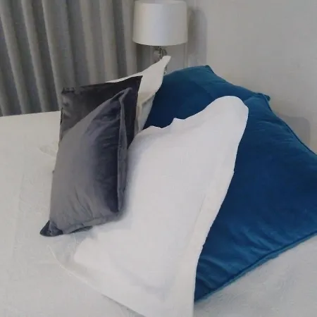 Lägenhet Luxury 3 Bedroom Penthouse With Private Garage