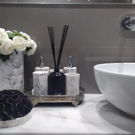 Luxury 3 Bedroom Penthouse With Private Garage Apartman Braga