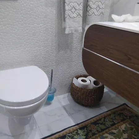 דירה Luxury 3 Bedroom Penthouse With Private Garage *