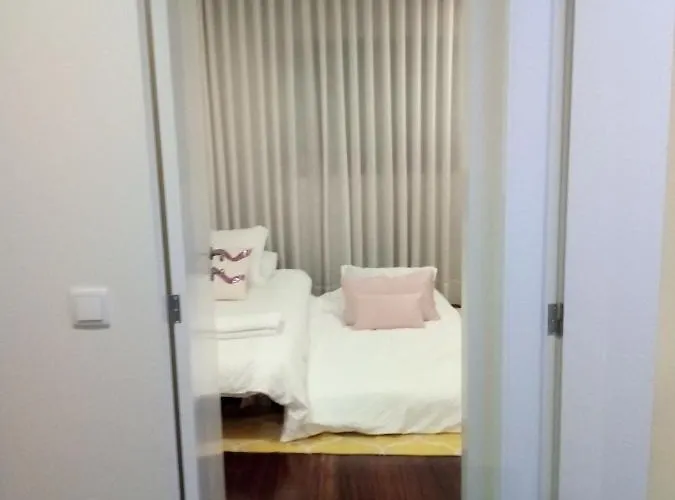 Luxury 3 Bedroom Penthouse With Private Garage * 布拉加