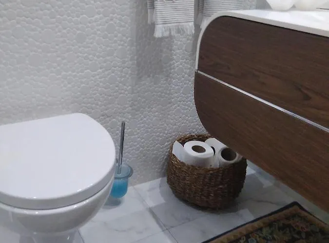 公寓 Luxury 3 Bedroom Penthouse With Private Garage *